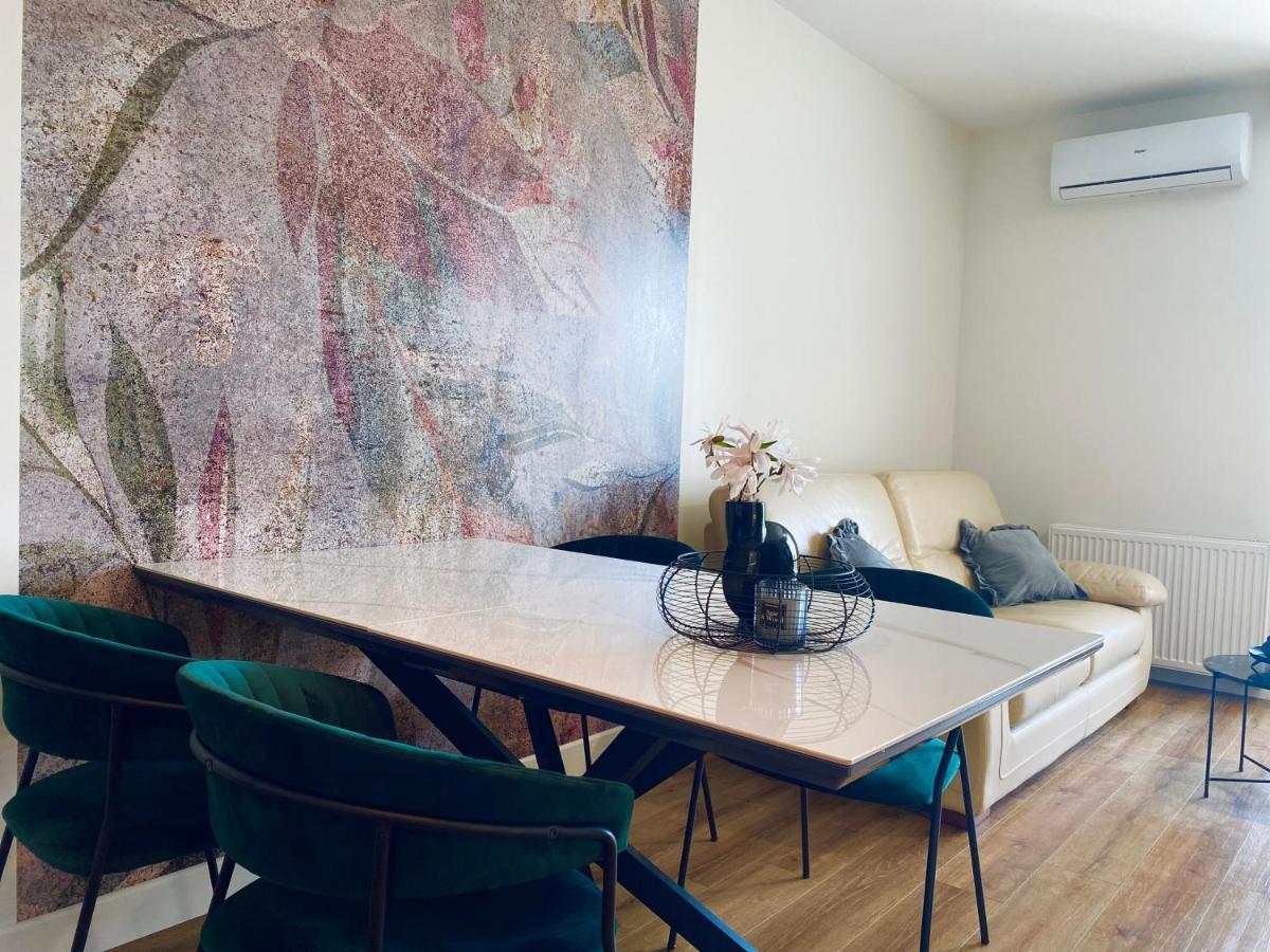 Natura Ilawa Luxury Apartments Luaran gambar